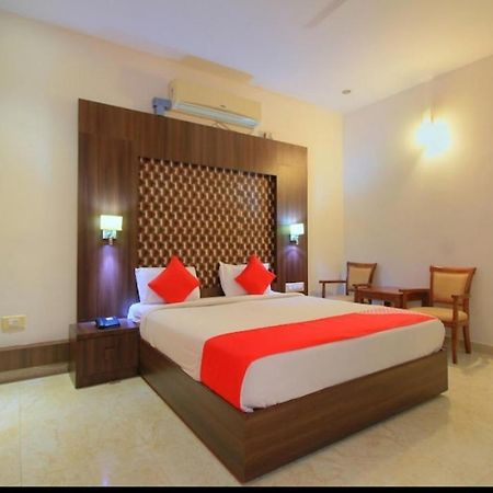 Grand Milestone Hotel Mysore Eksteriør bilde