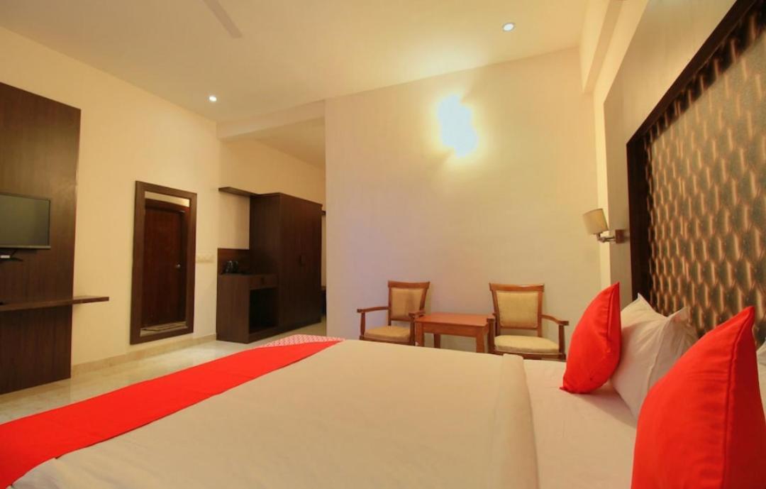 Grand Milestone Hotel Mysore Eksteriør bilde